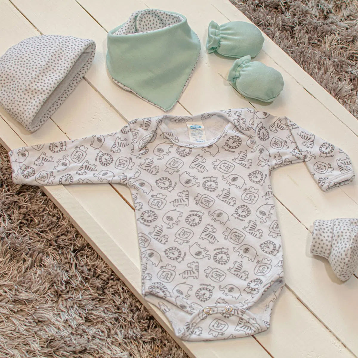 Set completo recién nacido 7 piezas Baby Mink