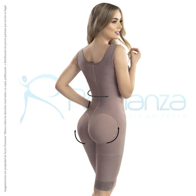 Faja colombiana senos libres a la rodilla con broches en hombros Mod. 3098