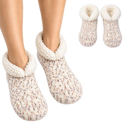 Pantufla tipo botín afelpada diseño nórdico unisex BBS