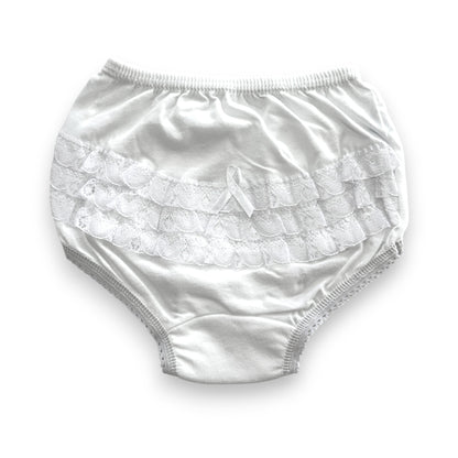 Pantaleta con olan blanca económica varias tallas paquete de 12