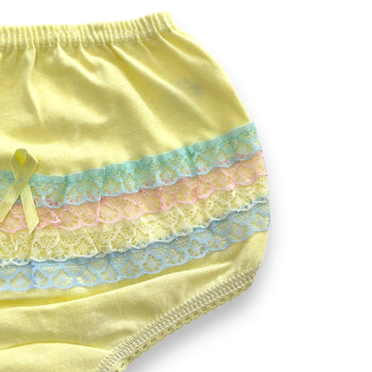 Pantaleta con olan de color económica varias tallas y modelos paquete de 12